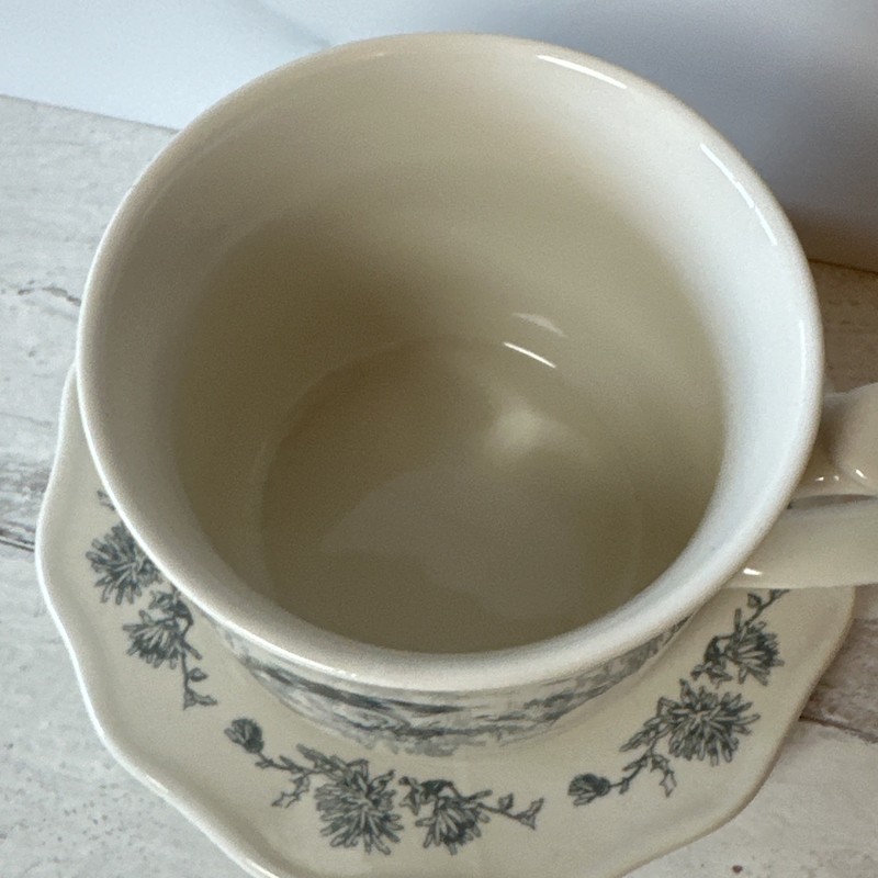Creative Co-Op Steepware Cat & Mouse Teacup w/ Lid & Saucer - No Strainer - Read gallery