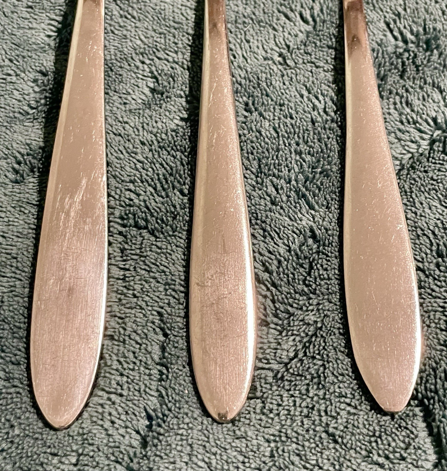 ONEIDA MOONCREST STAINLESS FLATWARE LOT OF 3! gallery