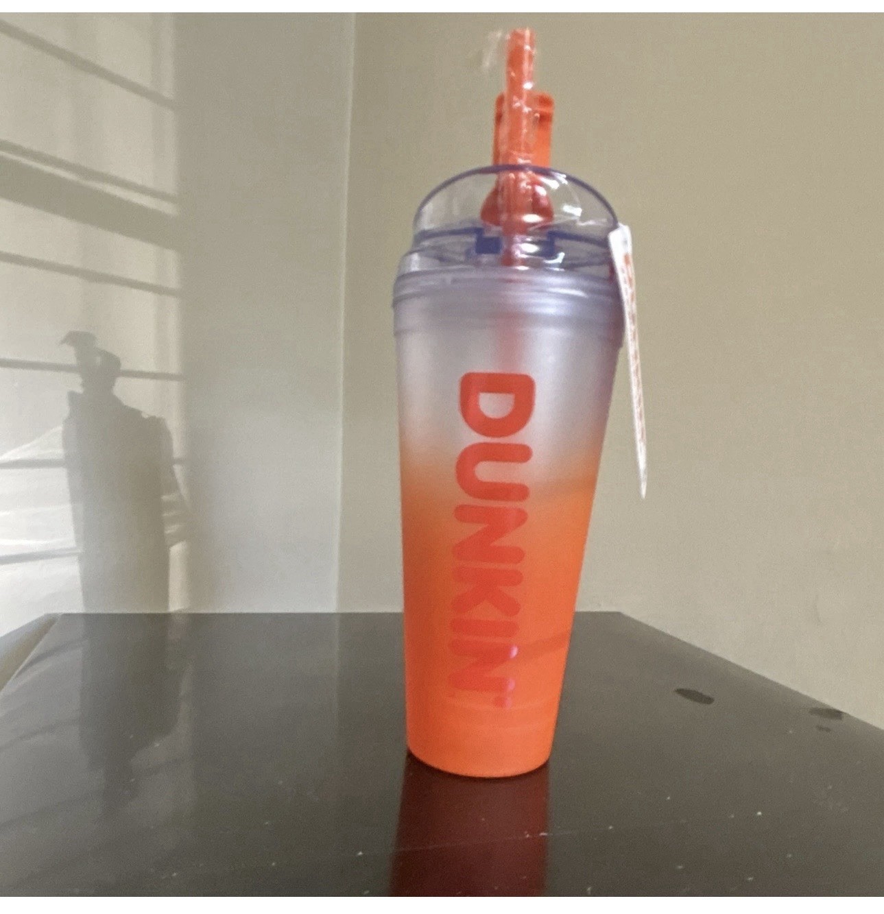 Dunkin' 24oz Gradient Plastic Tumblers (4pc) w/ Drink-Through Lids & Straws gallery