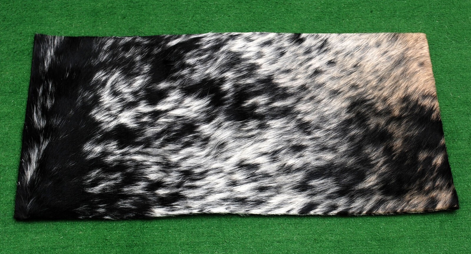 100% NEW COWHIDE LEATHER CUSHION COVER RUG COW HIDE HAIR (24" x 12") SA-8105 gallery