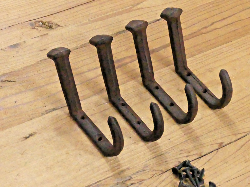 4 Rustic Coat Hooks Cast Iron Wall Mount Hat Hook Towel Railroad Spikes Bath gallery