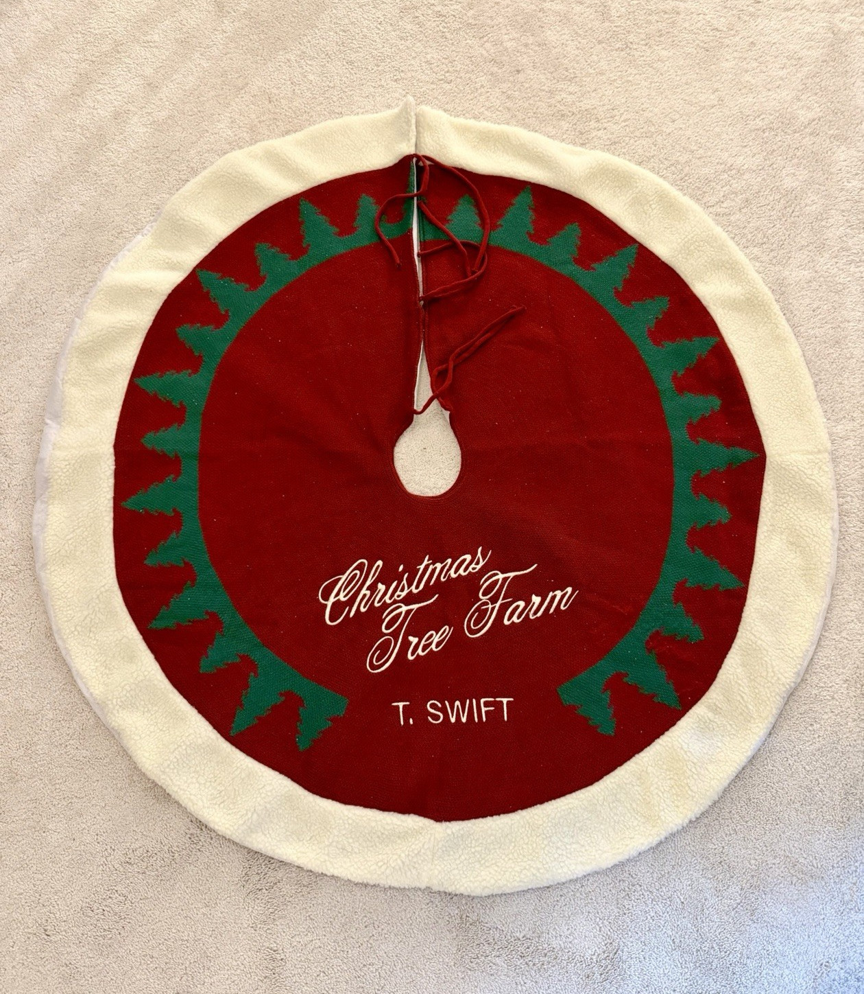 Taylor Swift - Christmas Tree Farm Tree Skirt - Used gallery
