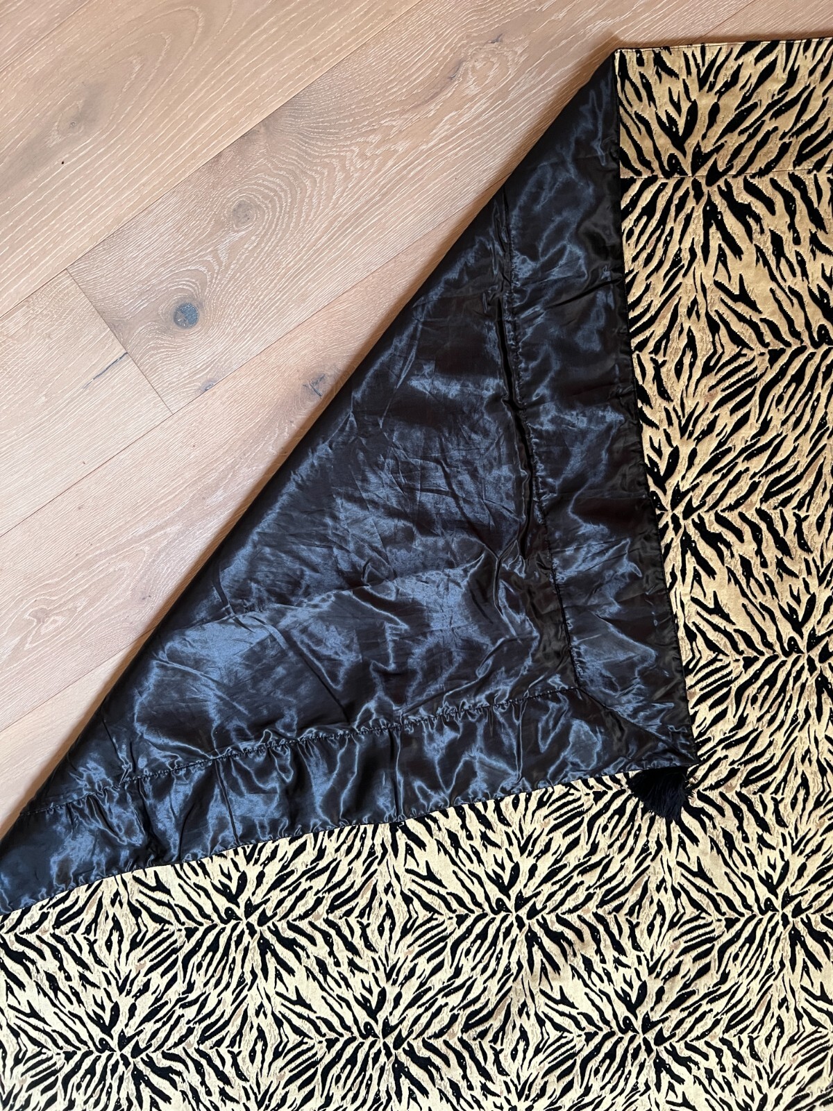 Animal Print Throw/Table Cover Lined with Fringes STUNNING gallery