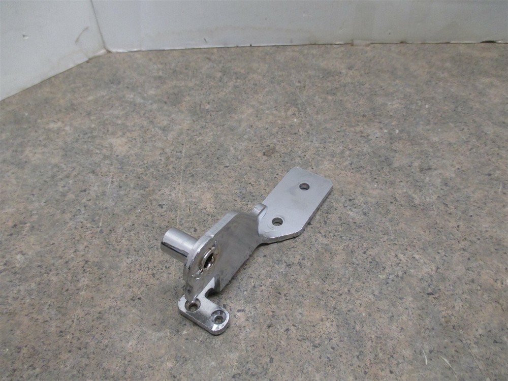 KENMORE REFRIGERATOR CENTER HINGE PART# AEH73577616