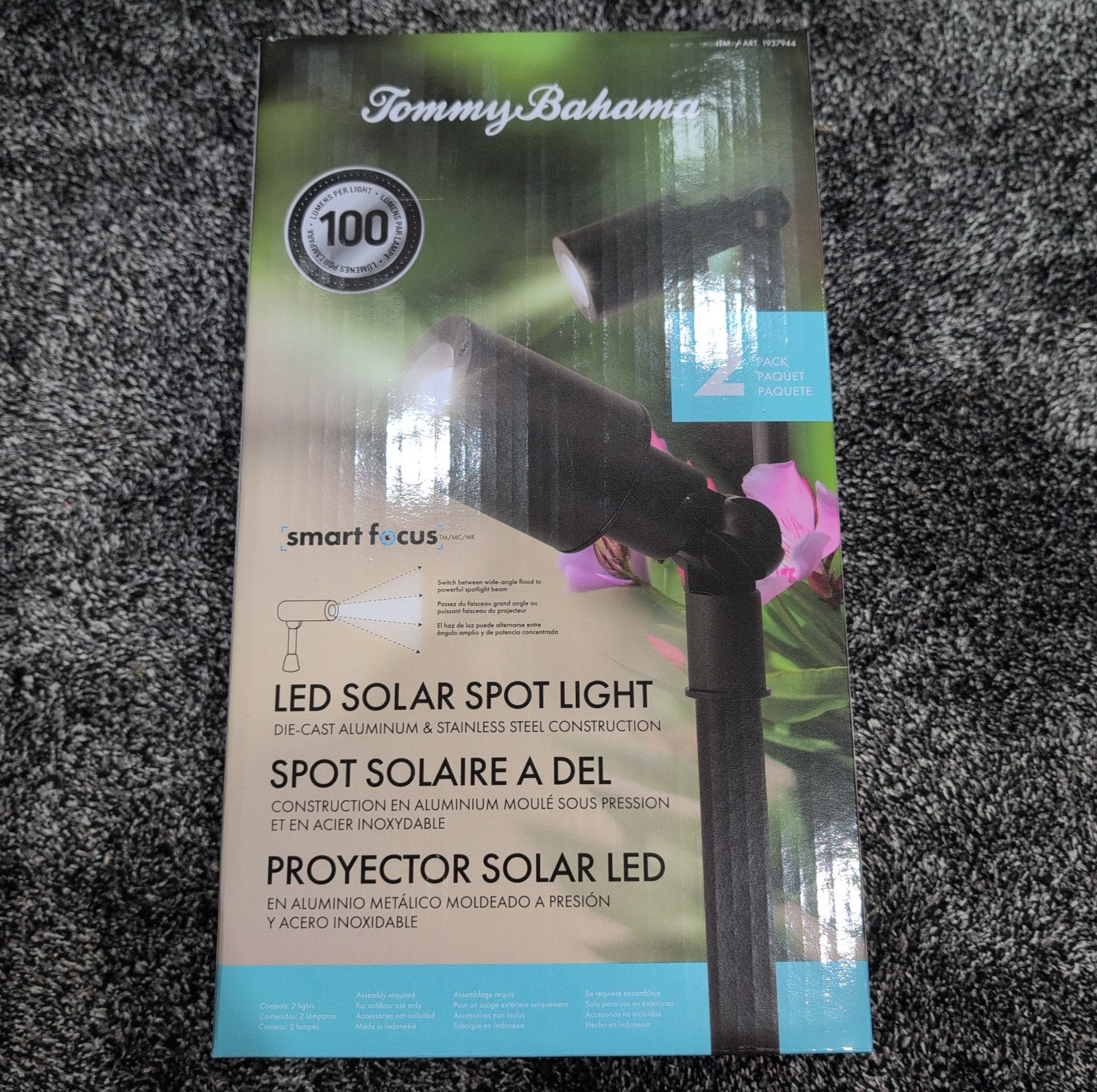 Tommy Bahama LED Solar Spotlights - Smart Focus - 100 Lumens - 2 Pack, NIB gallery
