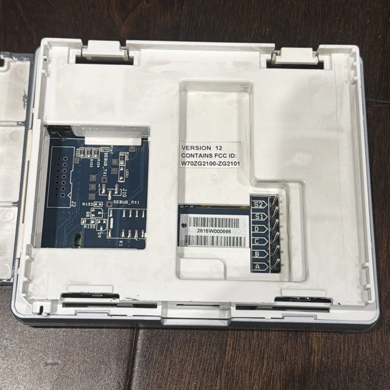 Carrier SYSTXCCITC01-A Infinity Touch Programmable Thermostat gallery