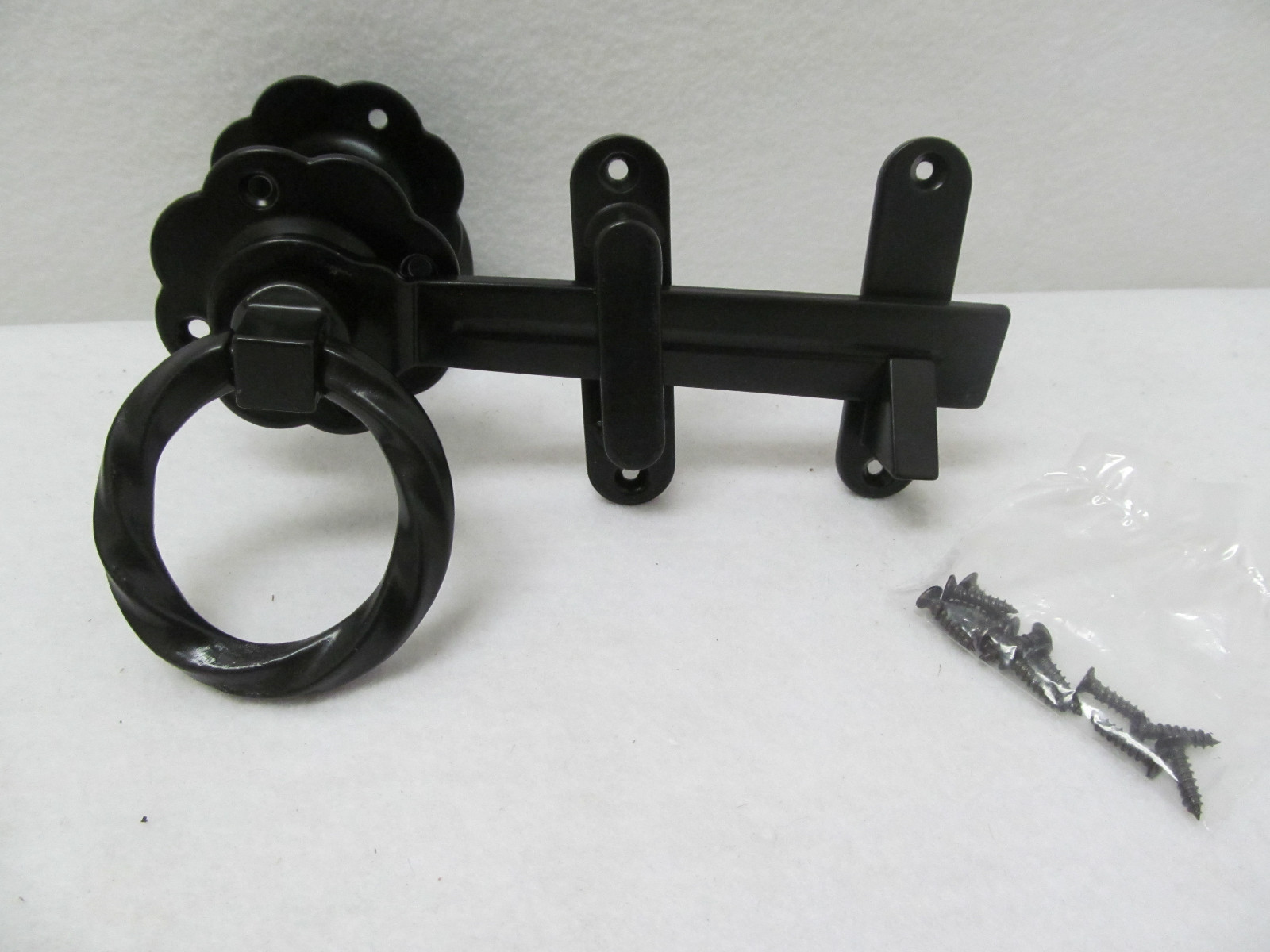 Twisted Gate Ring Latch Decorative Vintage Style Opens from Both Sides gallery