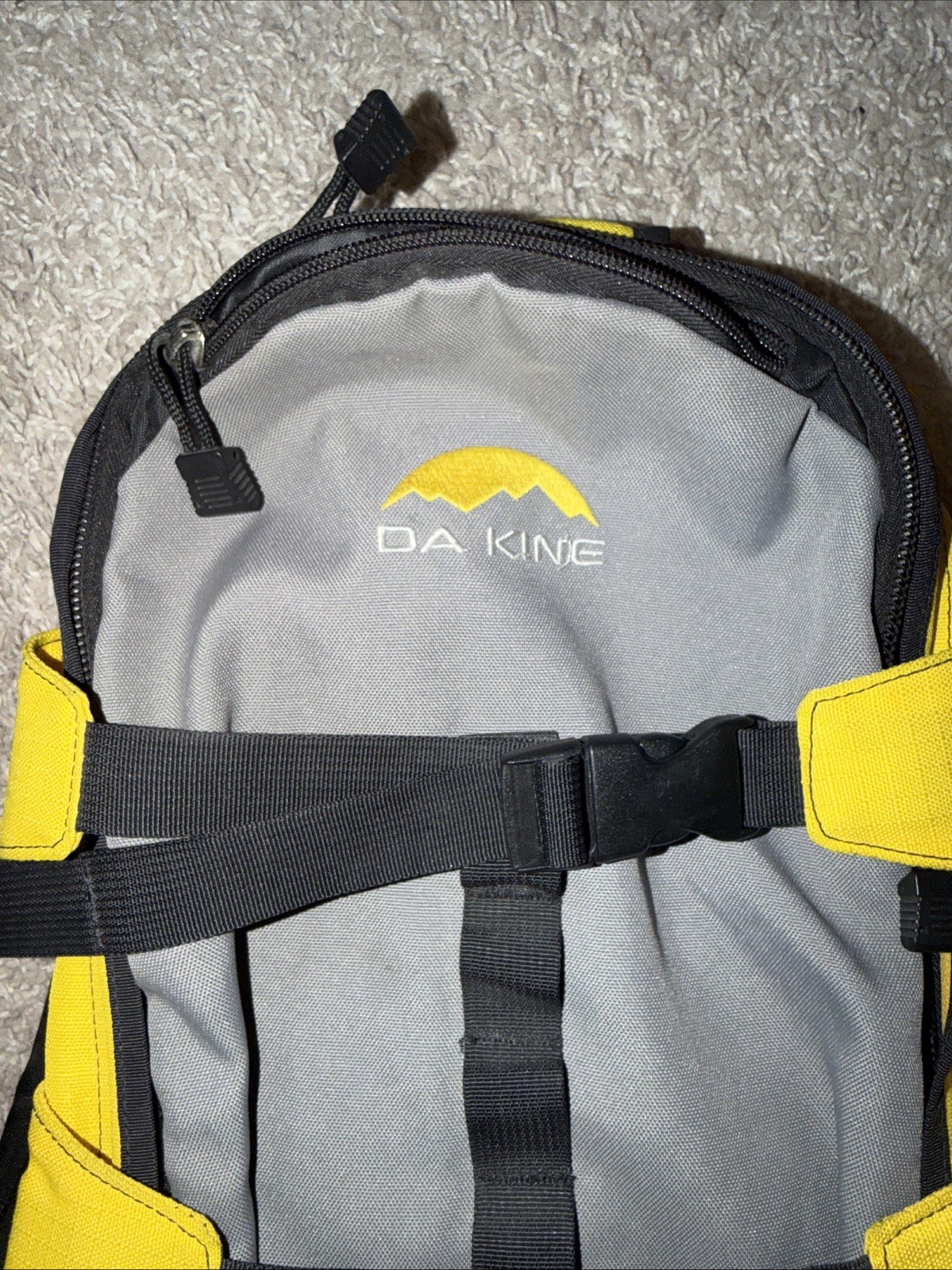 Dakine Heli Pack Hiking Trail Backpack - Gray/Yellow 2