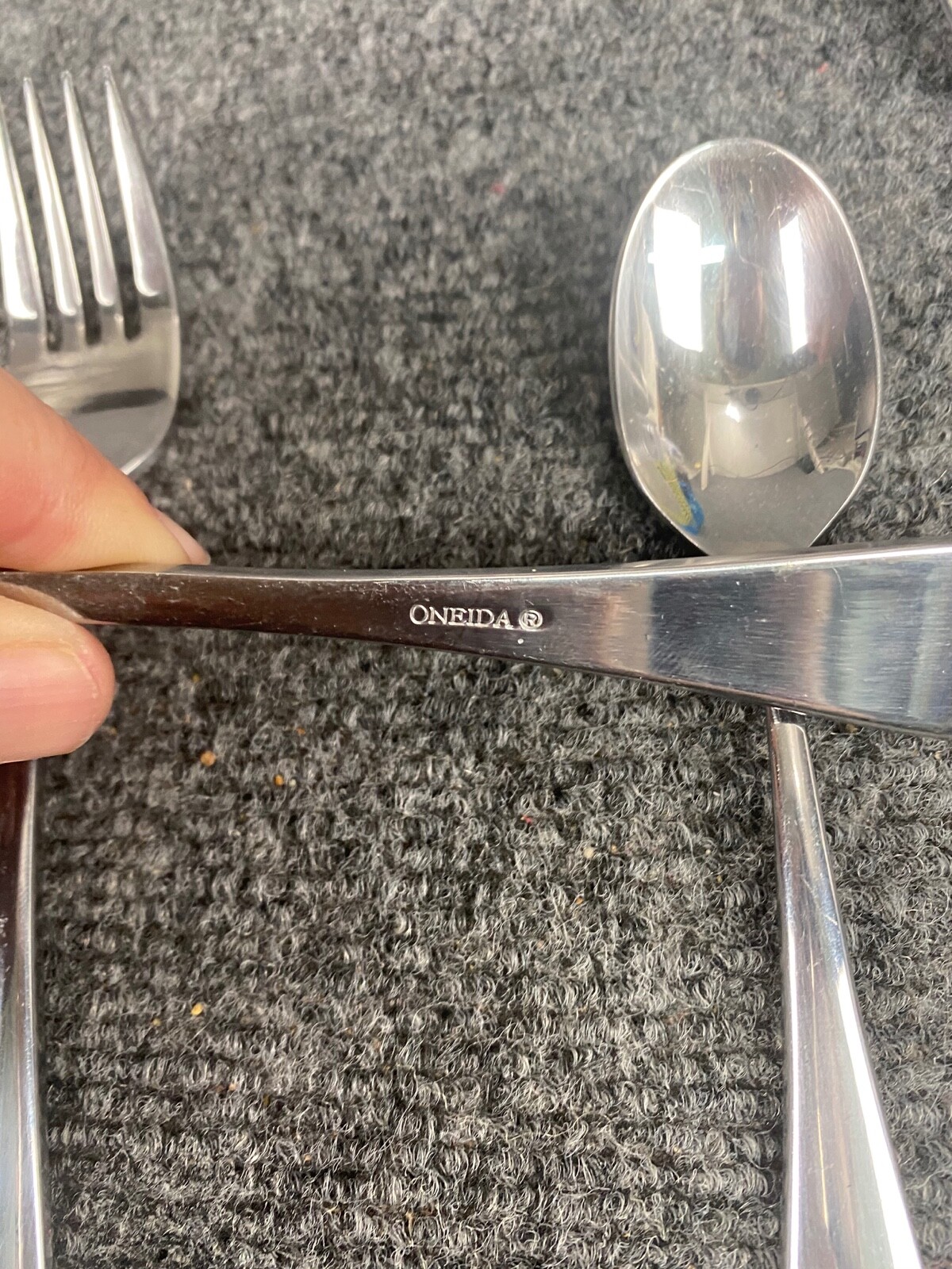 Oneida * ICARUS Thick Glossy Stainless Flatware YOUR CHOICE - CHOOSE (100) gallery