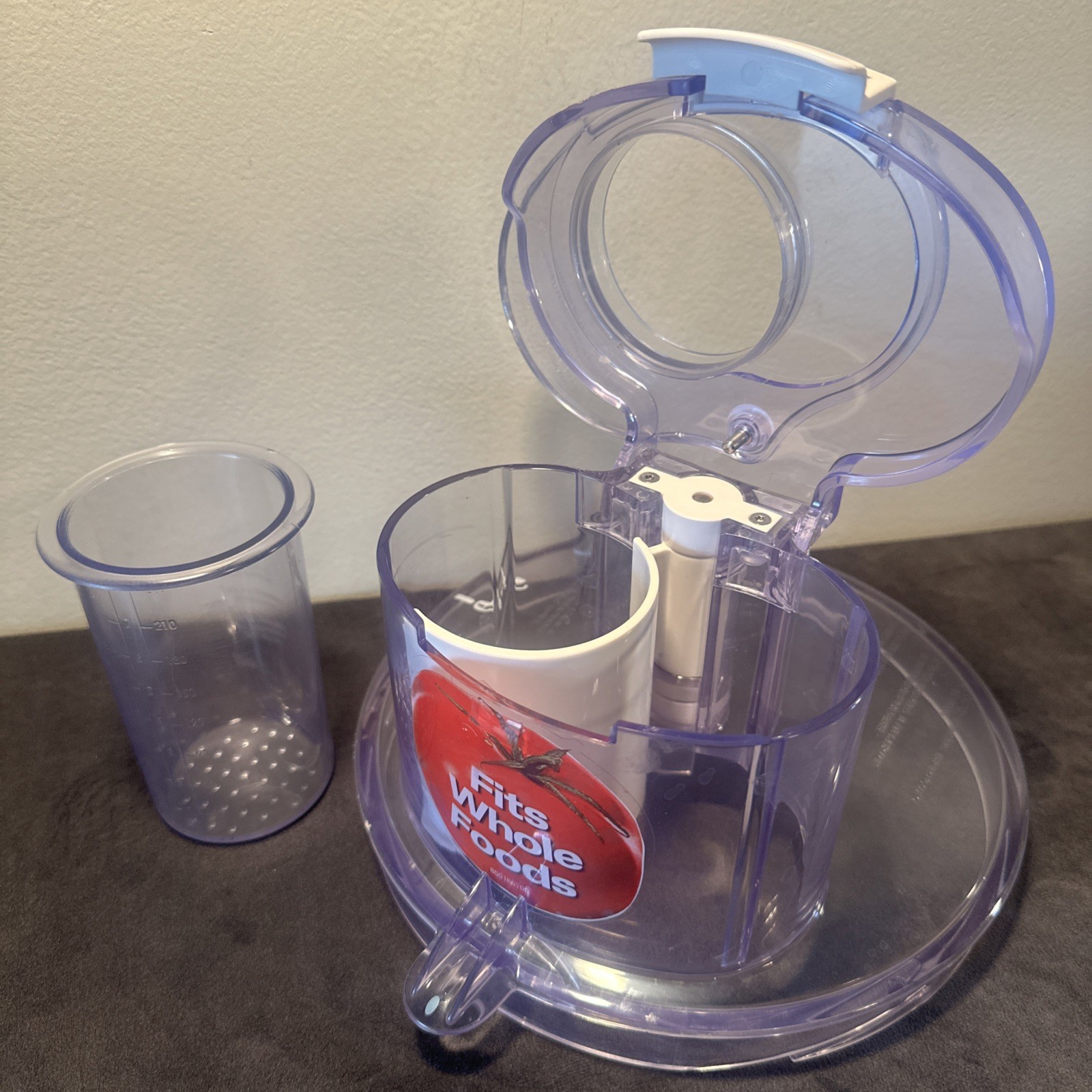 Hamilton Beach Food Processor Model 70590 Bowl Replacement Lid & Pusher Only gallery