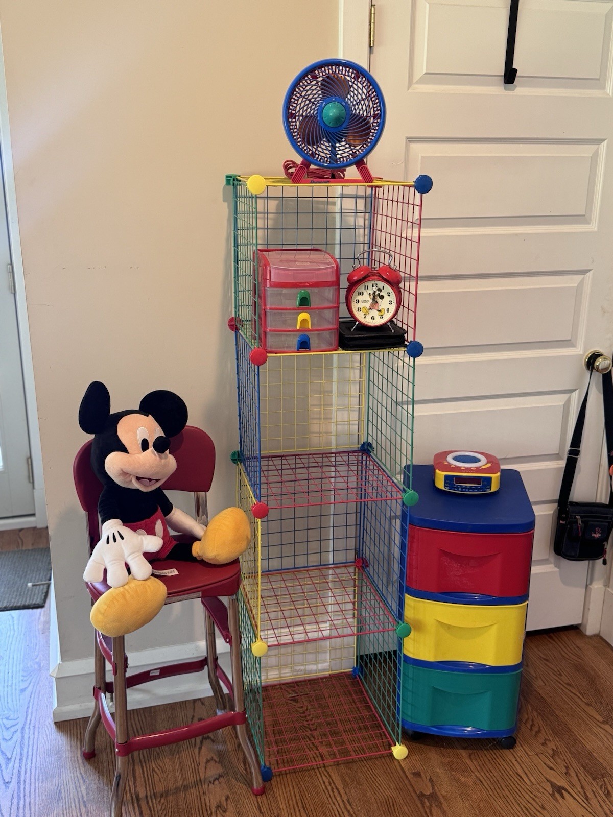 Vintage Primary Color Nostalgic Wire Mesh Storage Cube Towel Shelf Y2K Kidcore gallery