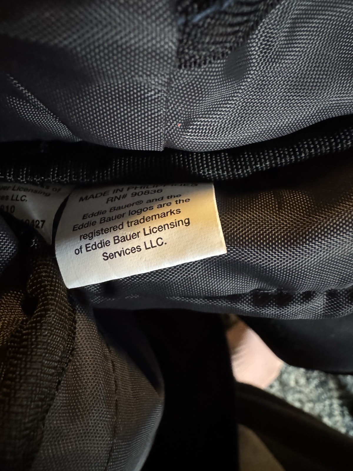 Eddie Bauer  Black/Gray Ripstop Backpack 5