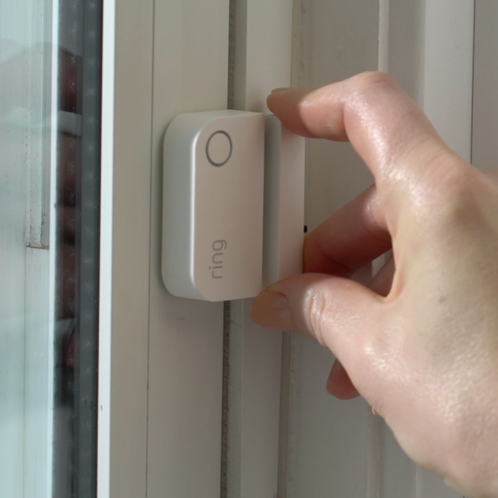Ring Alarm Contact Sensor (2nd Gen) 1-Pack - White gallery