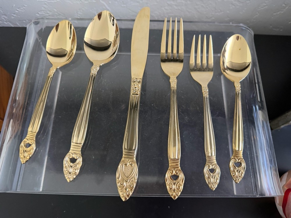 Gold Coronet 5 Piece Flatware Place Setting Japan Stainless Steel