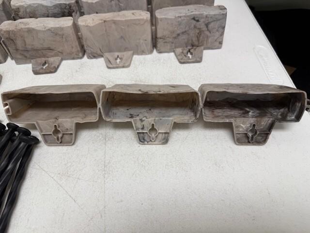 EasyFlex No-Dig Landscape Edging Kit 15ft Stone-Look w/ Anchoring Spikes gallery