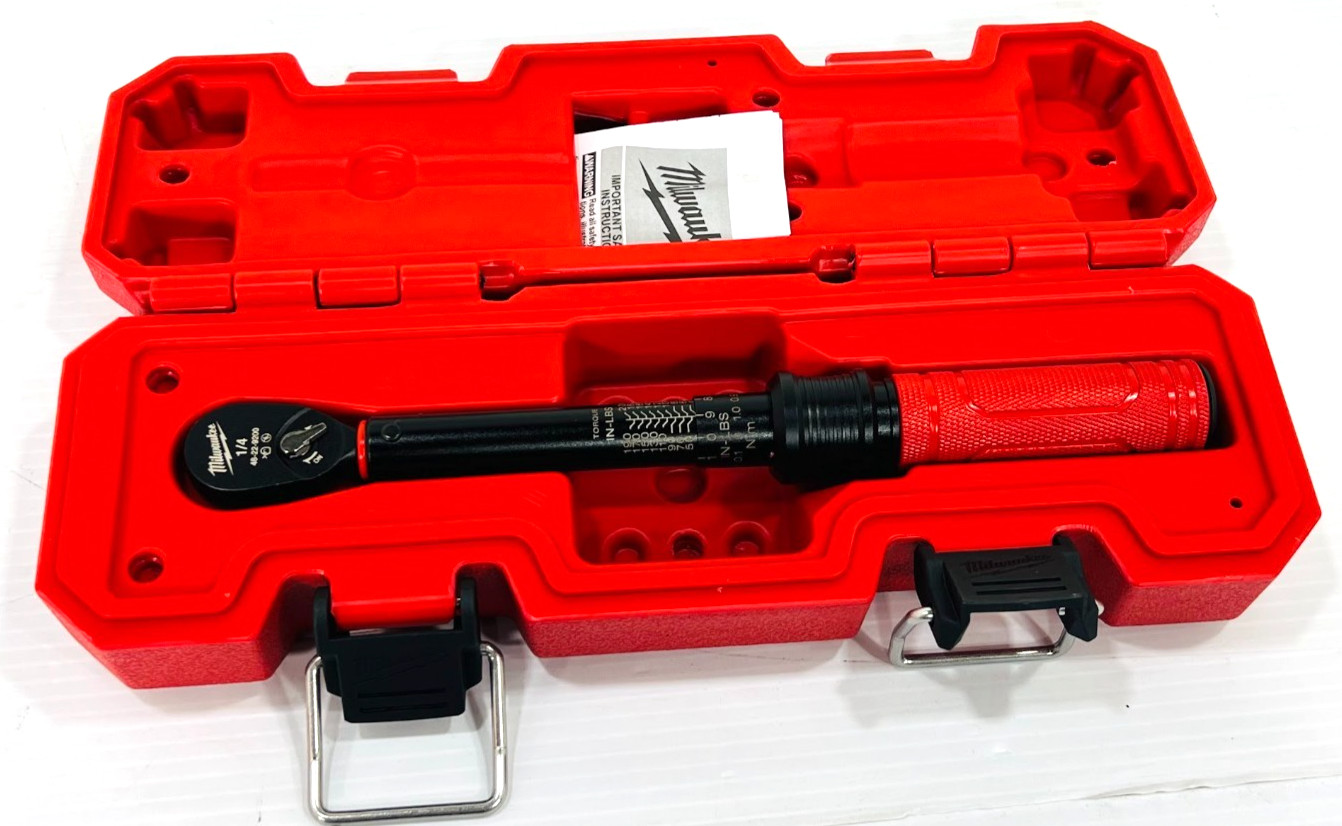 Milwaukee 1/4” Drive Click Torque Wrench 48-22-9200 (40-200 in·lbf) gallery