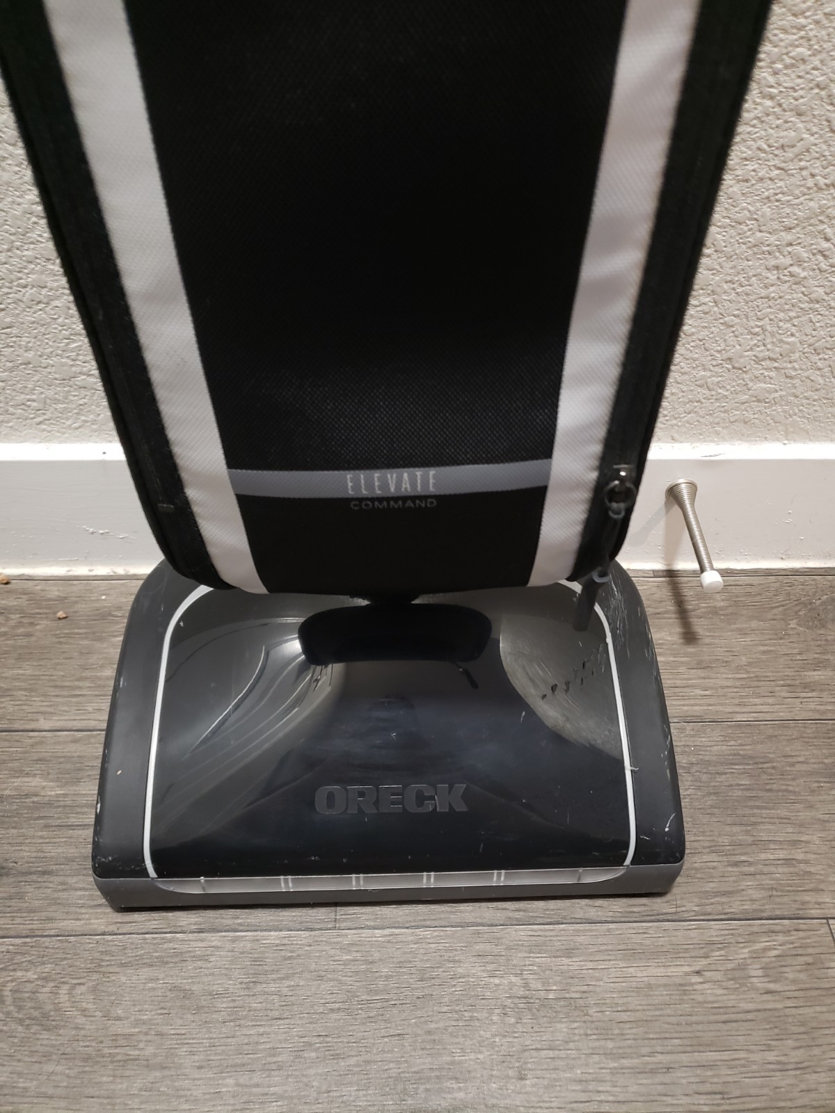 Oreck Elevate Command UK30200PC Bagged Upright Vacuum Lightweight gallery