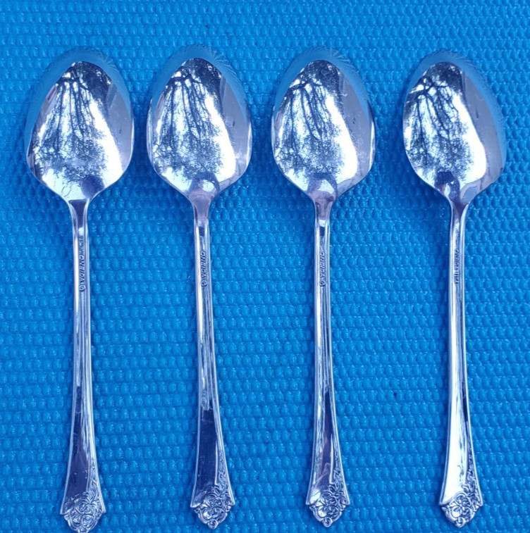 4-Oneida Damask Rose Cube PLACE/SOUP SPOONS 7 1/4" gallery