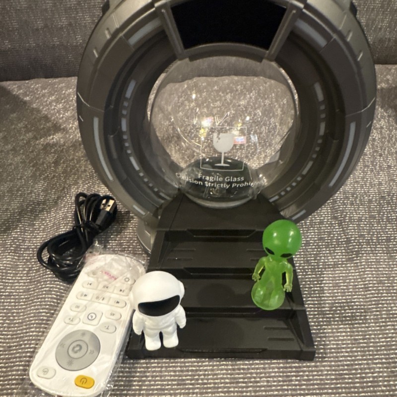 VEYIT Warp Gate Projection Lamp Aurora Remote Control Alien Astronaut gallery