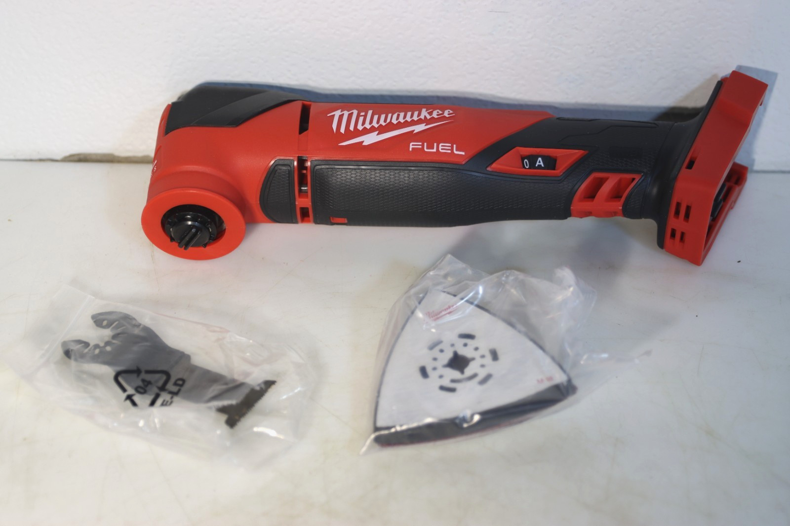 Milwaukee M18 FUEL 18V Oscillating Multi-Tool (Tool-Only) 2836-20 gallery