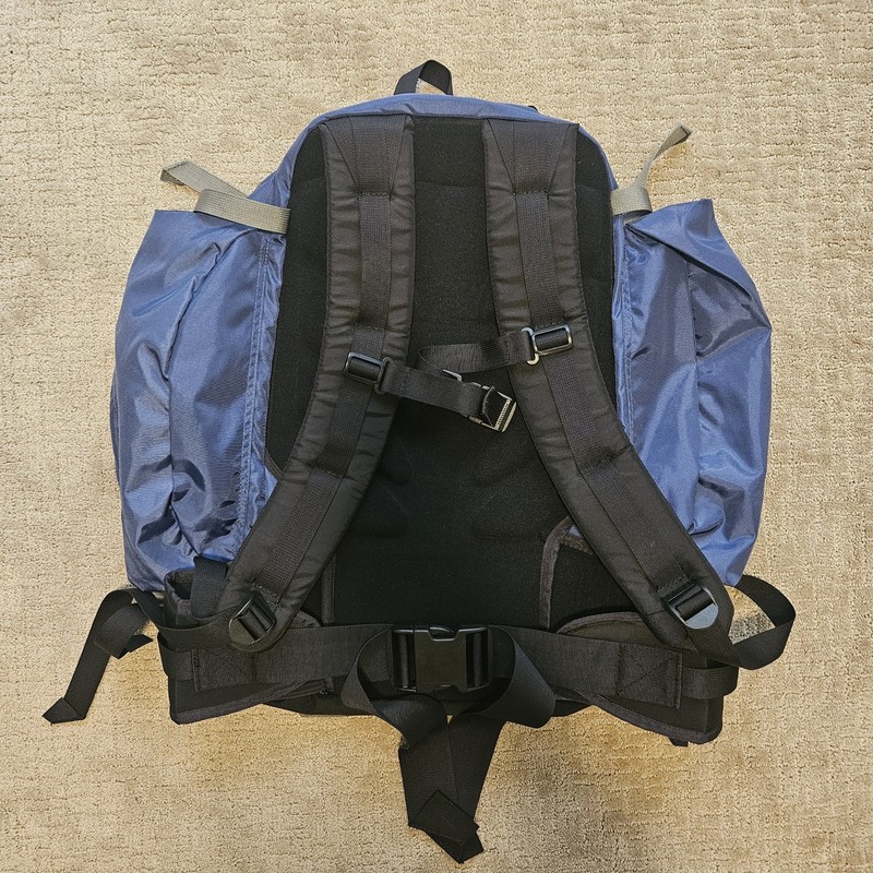 Vintage Kelty Red Wing Hiking Backpack Internal Frame Blue Medium 2