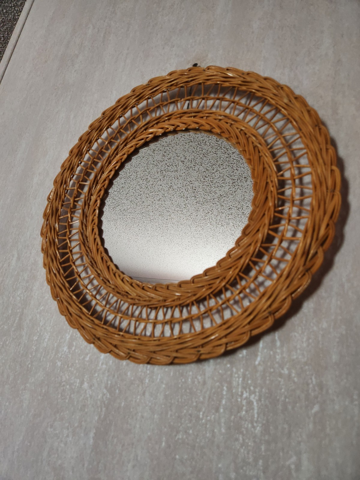 Vintage MCM Wicker Rattan Round Mirror Boho Wall Decor Natural Look Hong Kong gallery