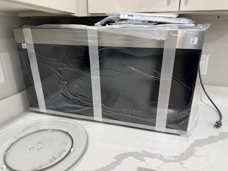 samsung bespoke over the range microwave 2.1 Cu Ft 1000 Watts - STAINLESS STEEL gallery