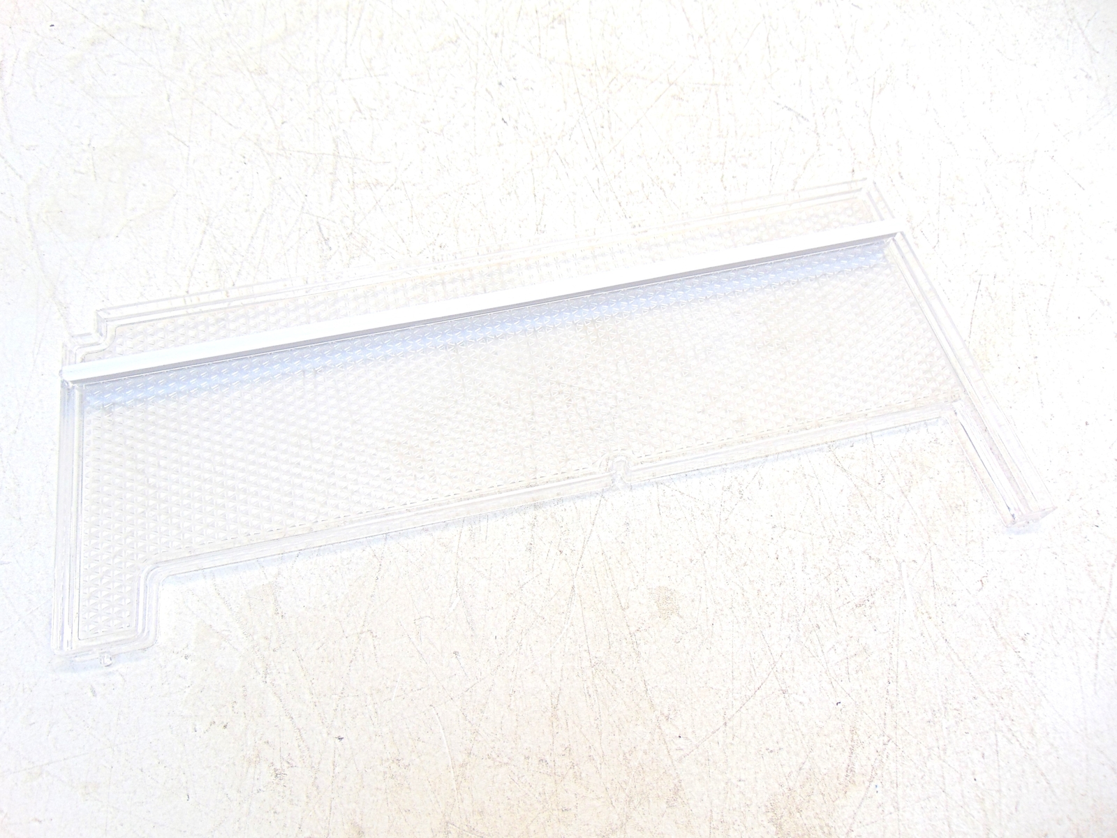 Frigidaire Refrigerator FRFS2823AS3 Center Crisper Support gallery