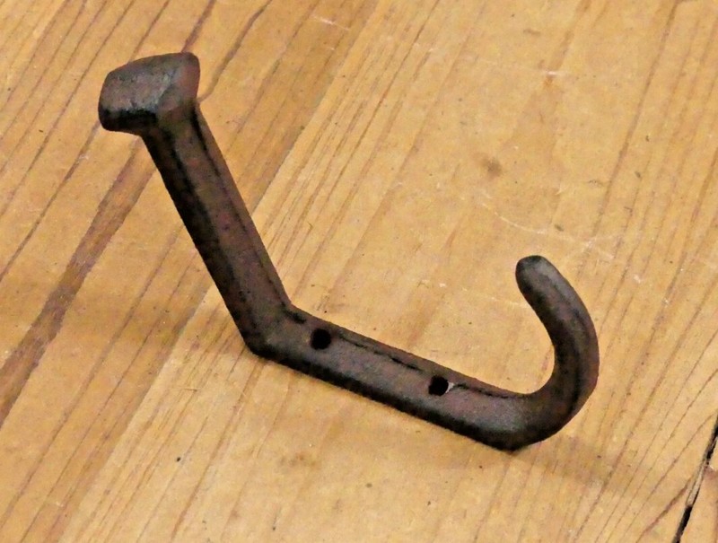 4 Rustic Coat Hooks Cast Iron Wall Mount Hat Hook Towel Railroad Spikes Bath gallery