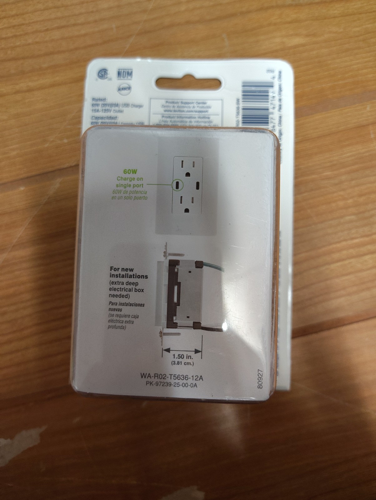 Leviton USB Wall Outlet High Power Dual Type-C w/ Power Delivery 60W (1494) gallery