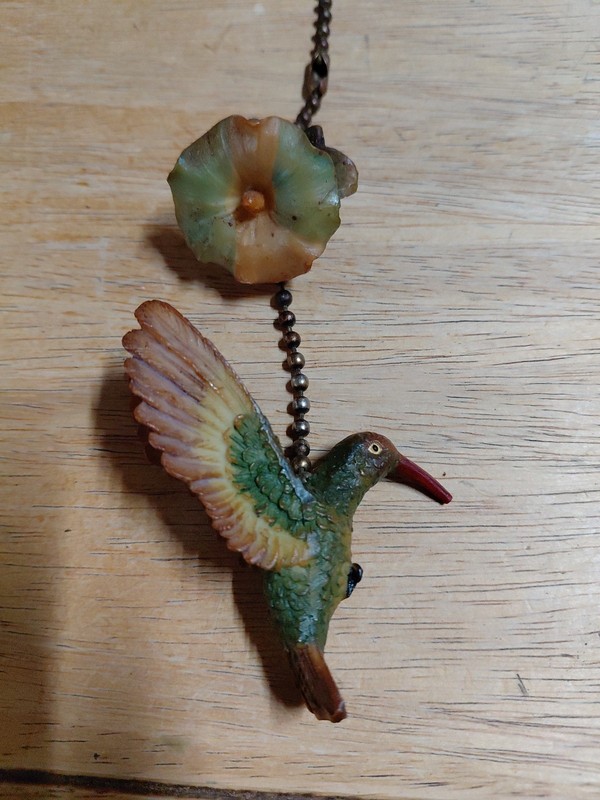 Hummingbird & Flowers Fan Light Pull Chain gallery