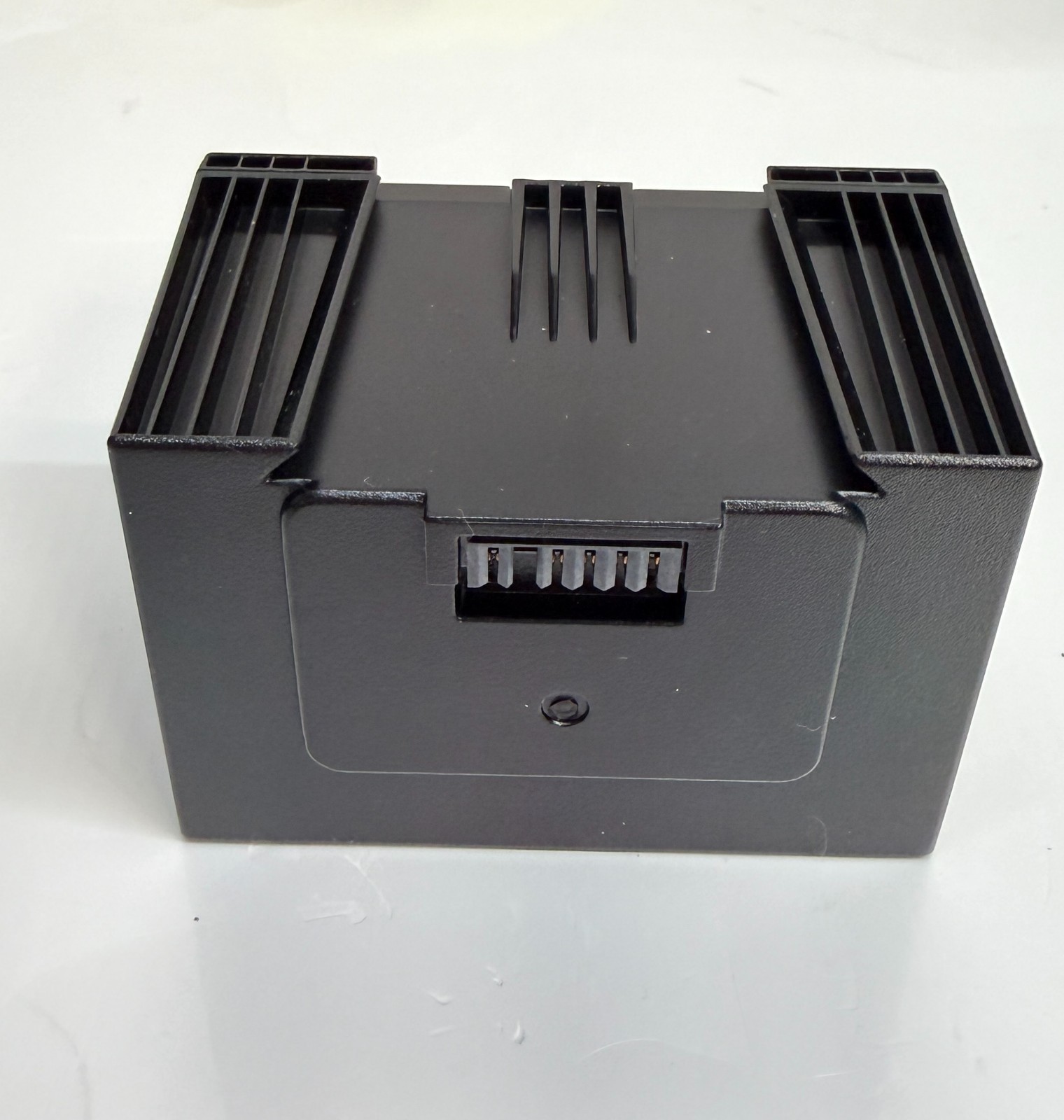 Genuine Original ABL-D2A Battery iRobot Roomba j5 j6 j7 j8+ i3 i4 i5 i7 i8+e5 gallery