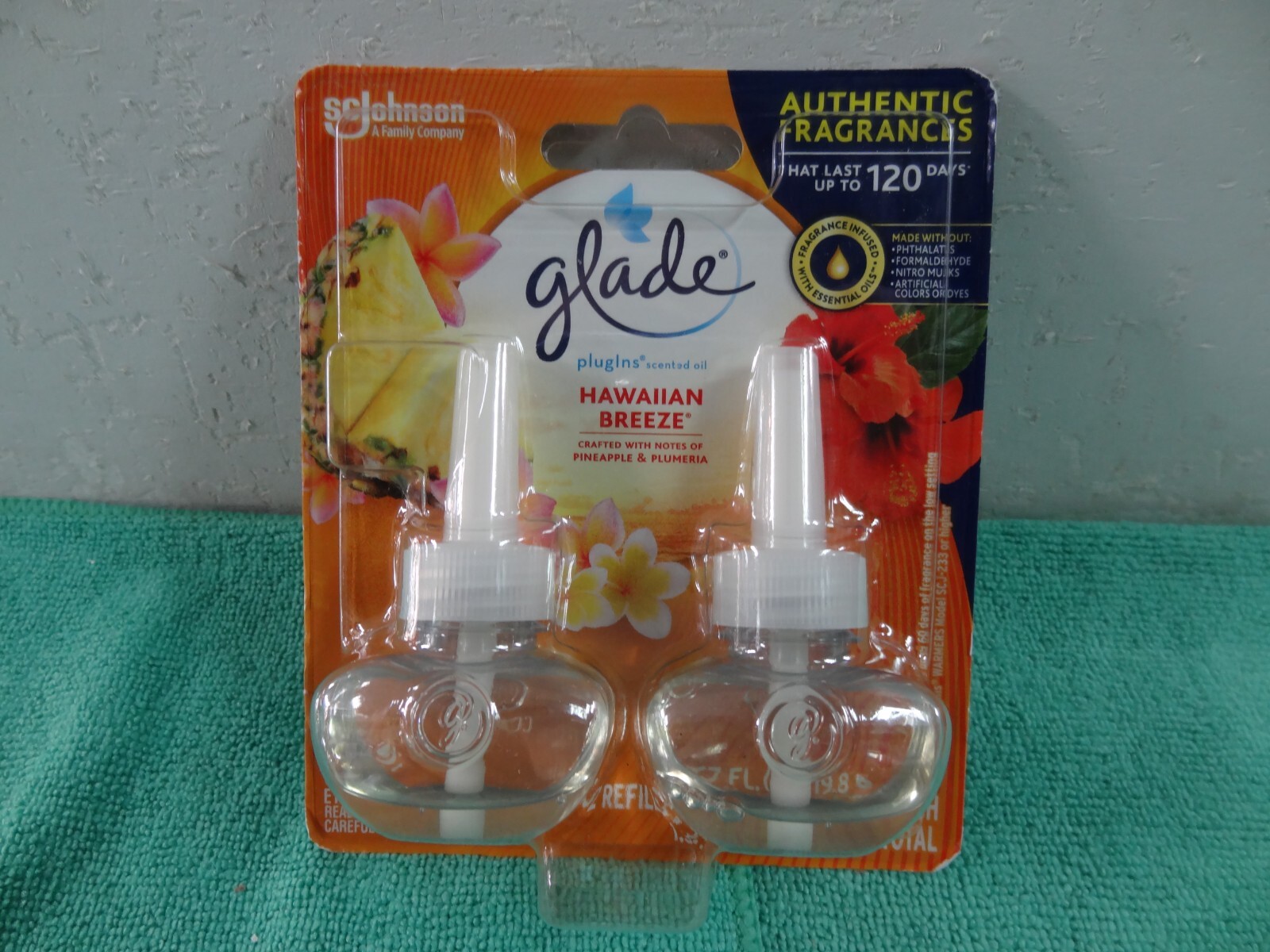 NEW Glade PlugIns HAWAIIAN BREEZE 2 Refills 1.34 FL.OZ. Total gallery