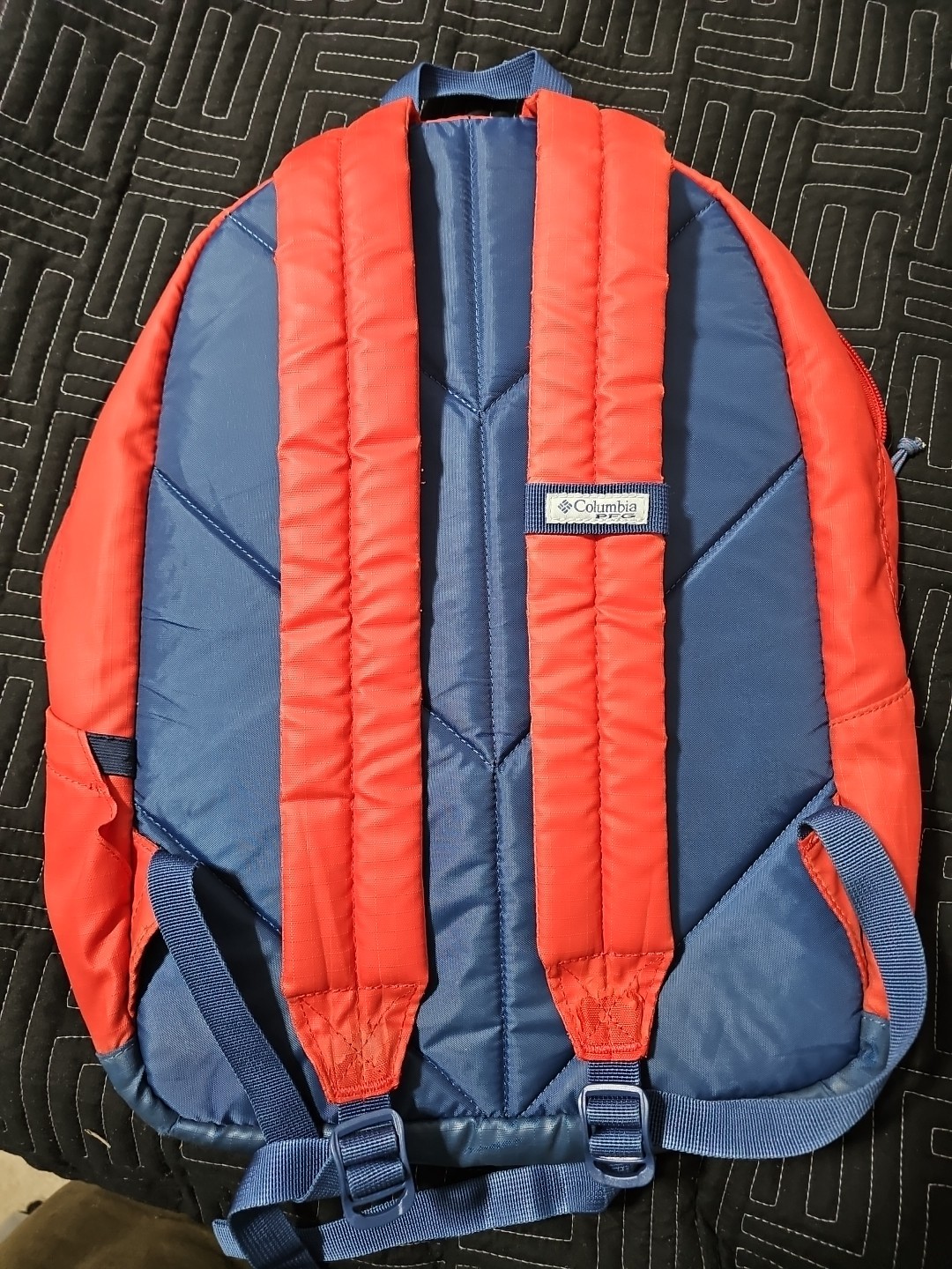 Columbia PFG Zigzag 22L Backpack Red/Blue 5