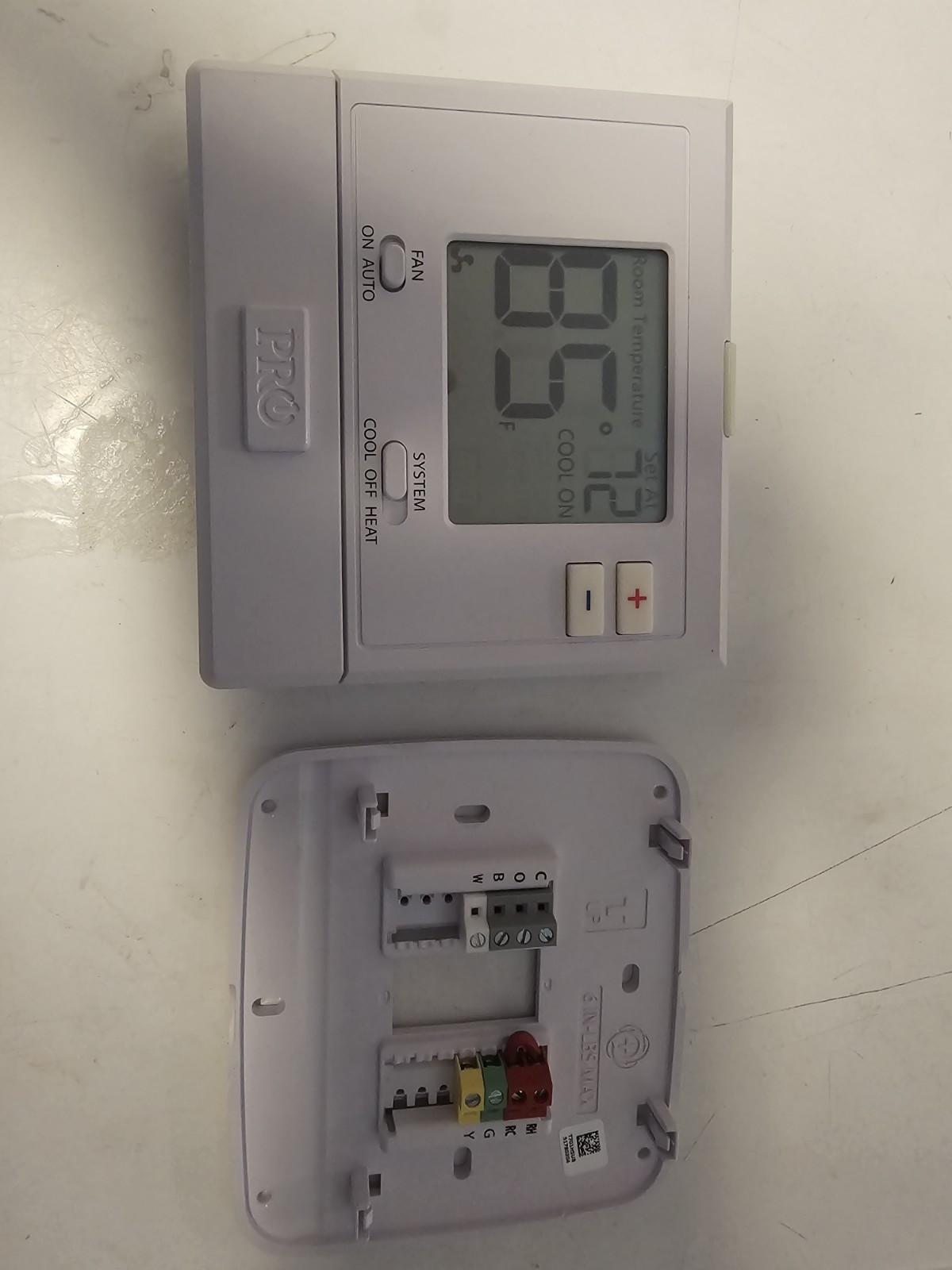 Genuine Pro1 T701 Digital Non Programmable Thermostat Blue Screen Working Tested gallery