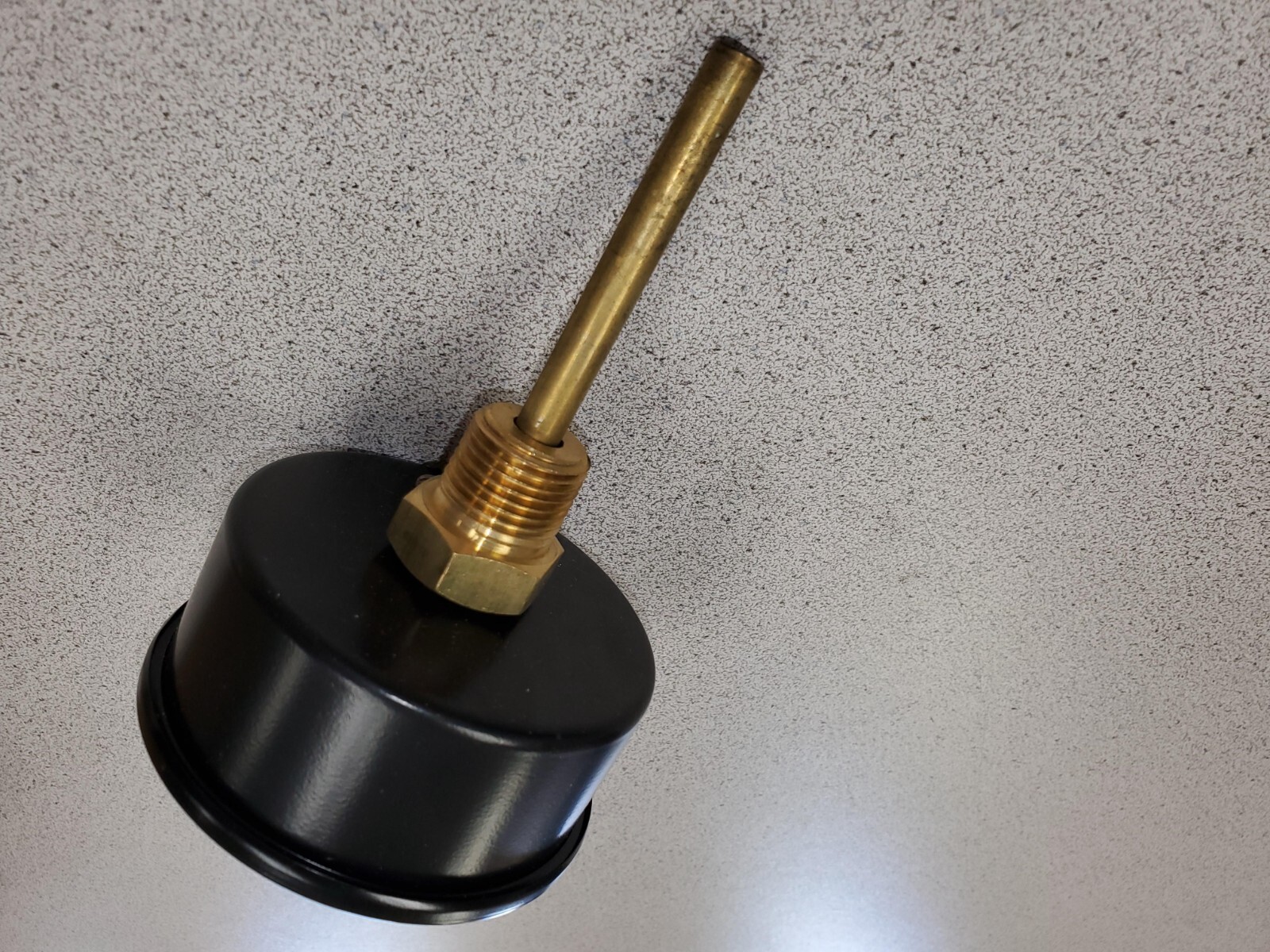Miljoco PB300804-2-50 3" PressureTemperature Gauge 1/2" NPT gallery