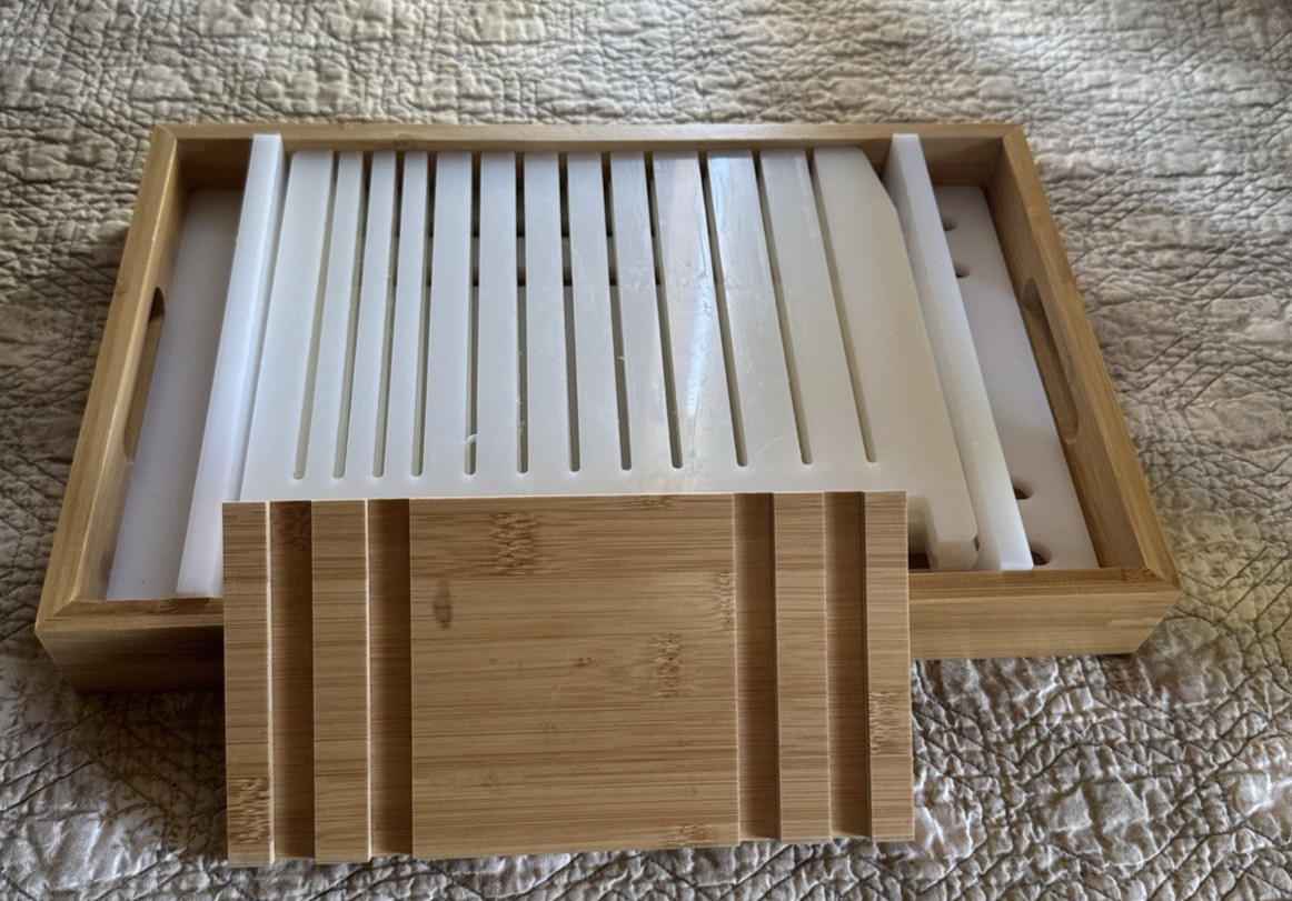 Bread Slicer for Homemade Bread, 3 Adjustable Loaf Widths and 3 Slice sizes gallery