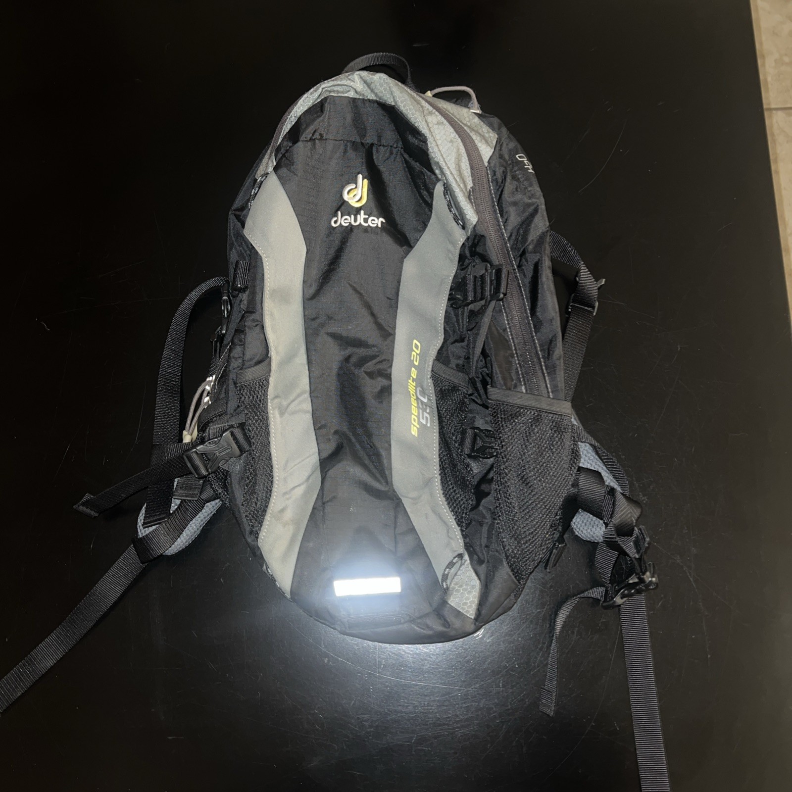 Deuter Speed Lite 20L Hiking Daypack Backpack Lightweight Trail Pack Black