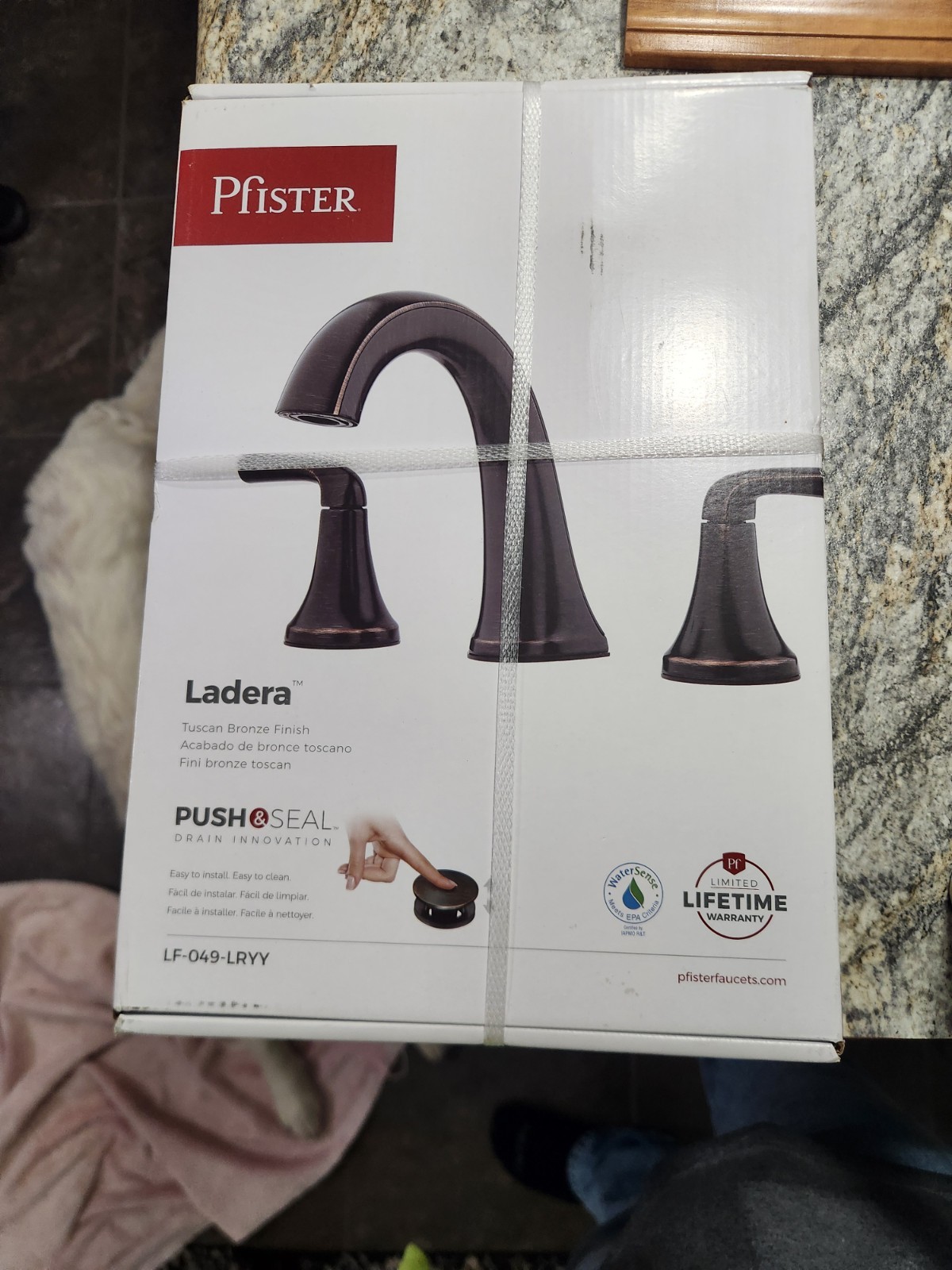 Pfister Ladera LF-049-LRYY 2-Handle Widespread Faucet Tuscan Bronze Drain gallery
