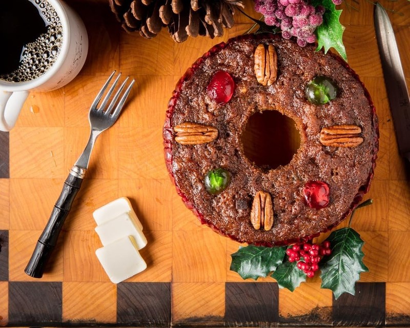 Assumption Abbey Fruit Cake in Traditional Tin, 2 lbs 32 Ounce (Pack of 1) gallery