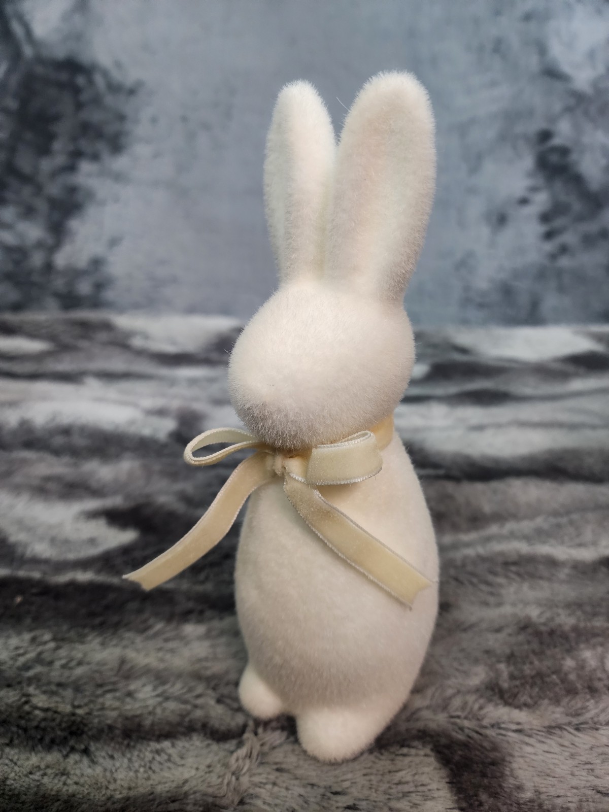 Bunny Rabbit Figurine Flocked Green Pink Purple Faux Grass Spring Decor Set Of 4 gallery