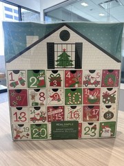 Real Simple 24-Day Customizable DIY Christmas Countdown Advent Calendar House