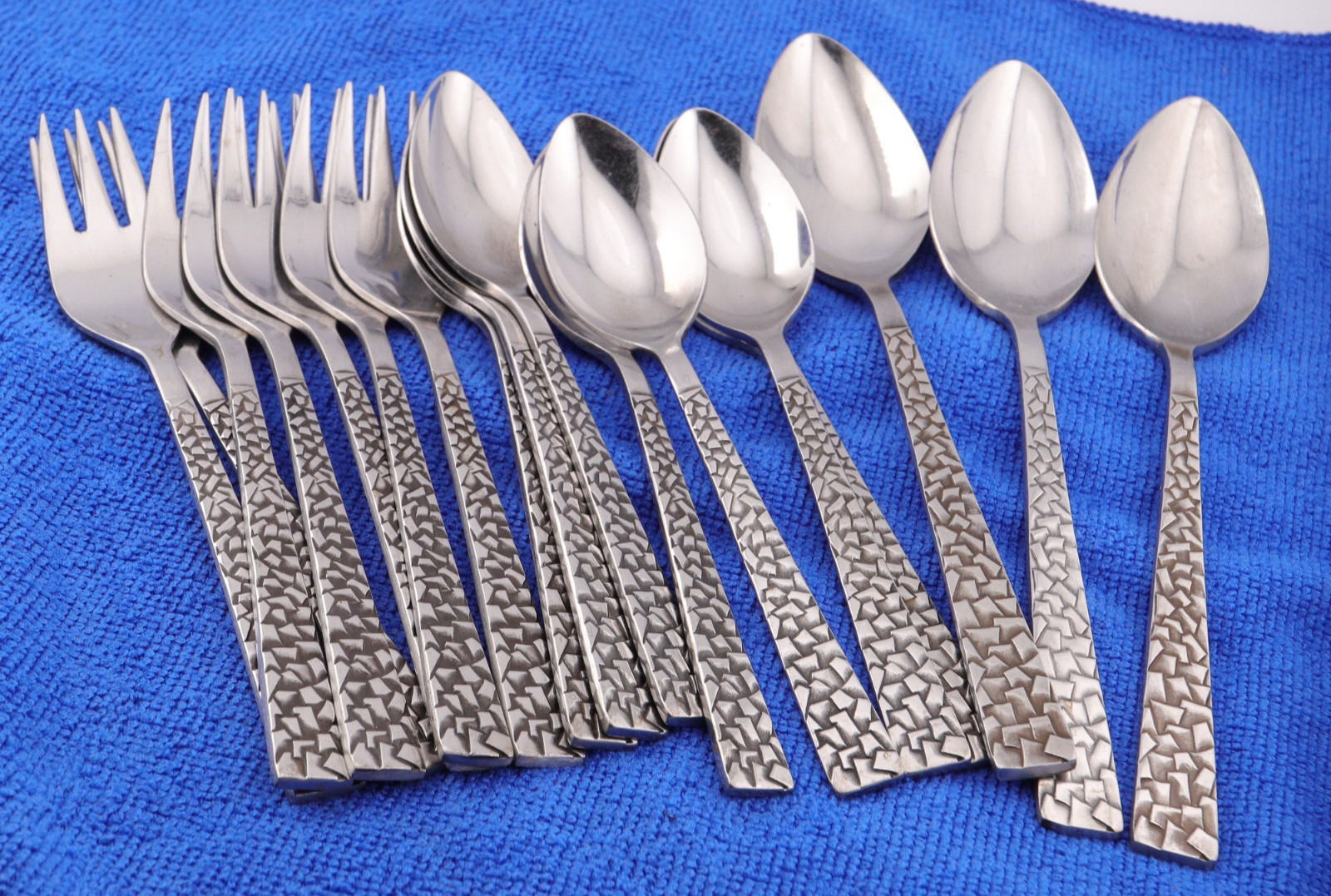 NATIONAL STAINLESS PAMPLONA STAINLESS FLATWARE 17- MIXED PIECES gallery