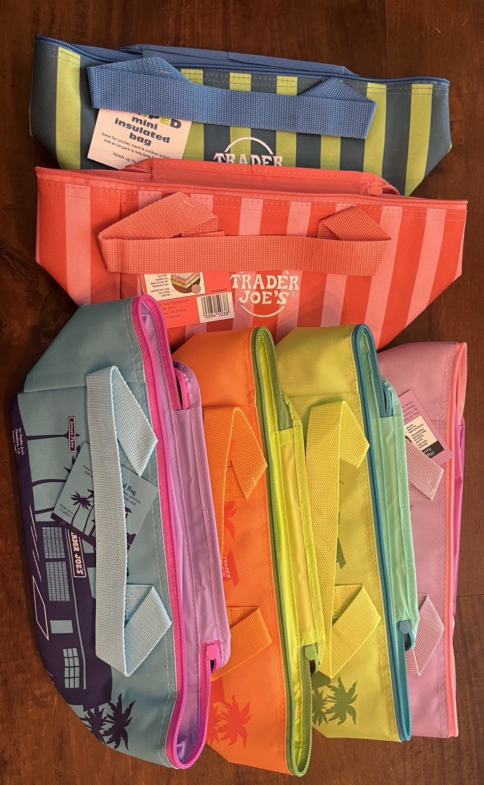 Trader Joe’s 2026 Summer Mini Insulated Tote Bags Set of 6 LIMITED EDITION gallery