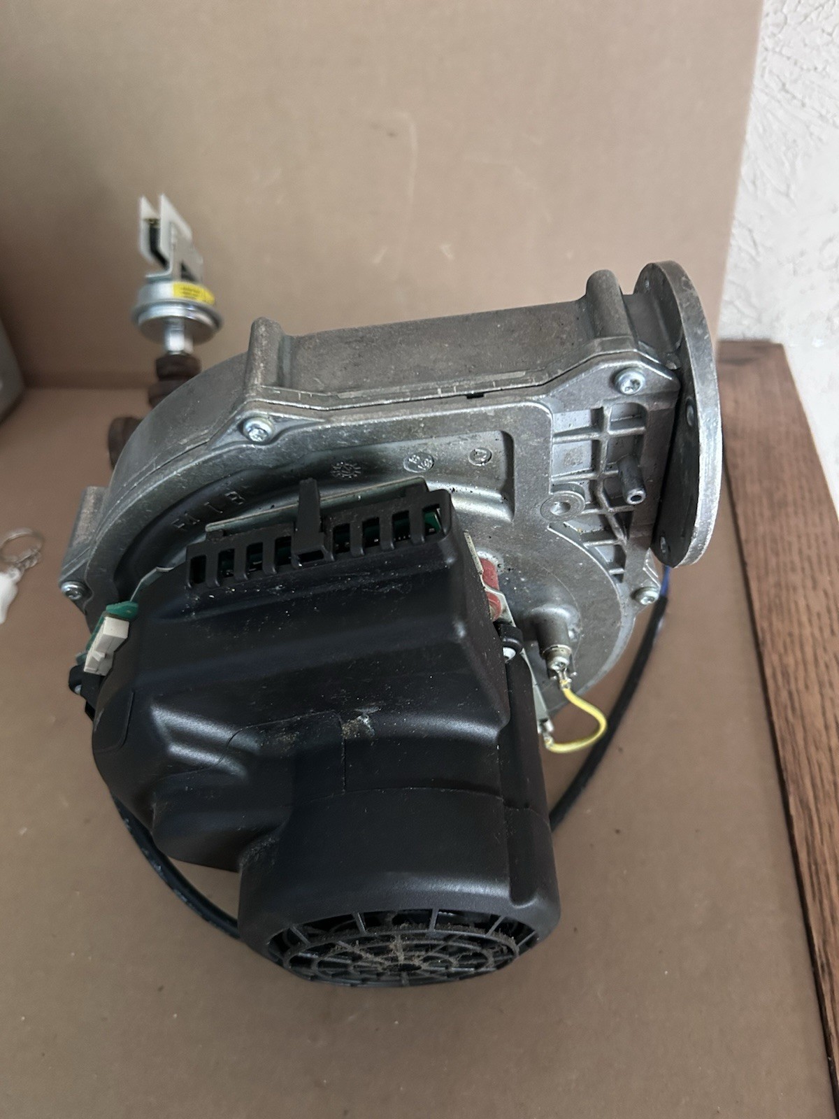 RESIDO VK8115F Inducer Motor For A.O.Smith Commercial Water Heater W Gas Valce gallery