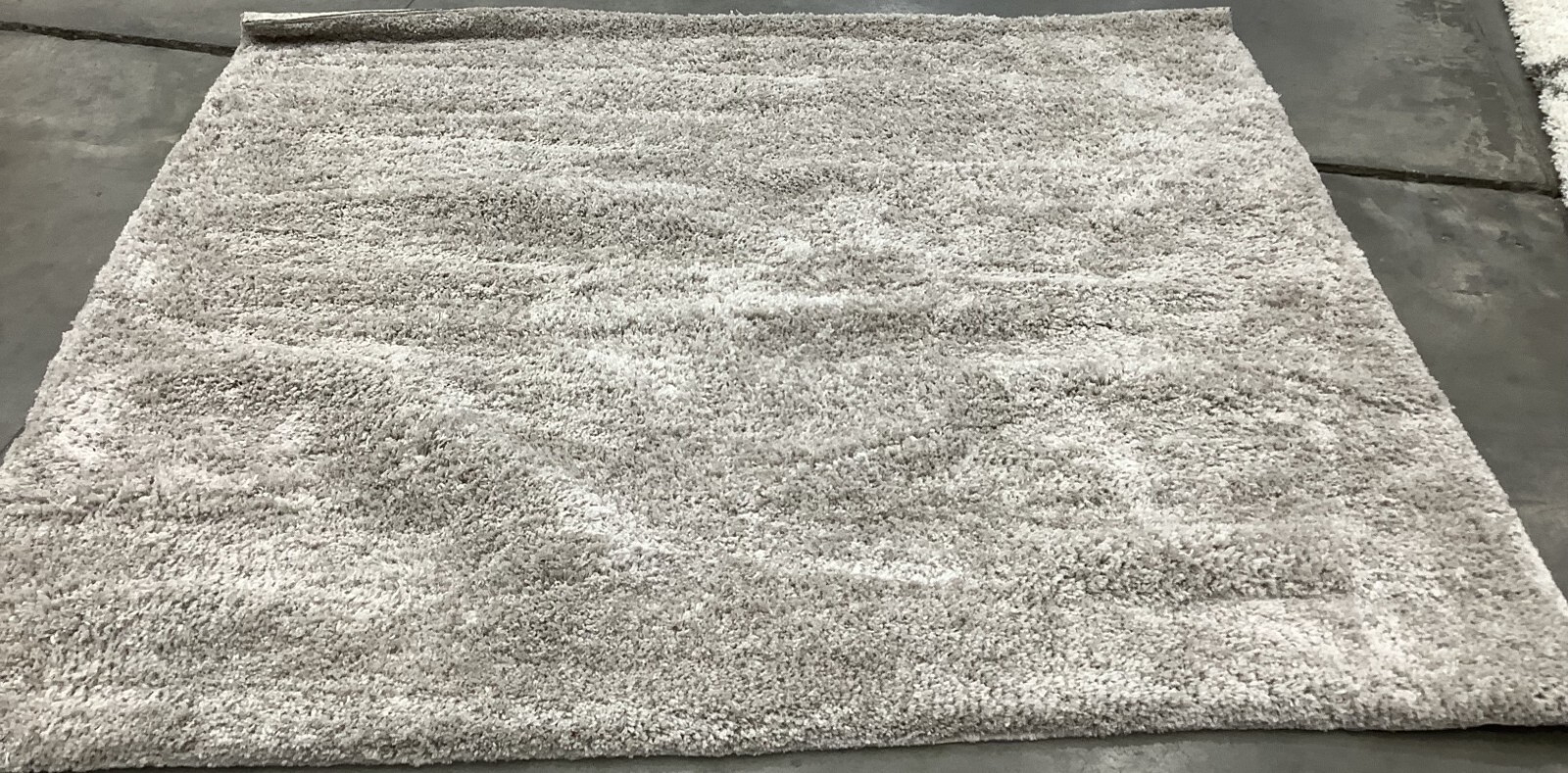 SILVER 6'-0" x 6'-0" Flaw in Rug, Reduced Price 1172678179 SSG120A-6SQ gallery