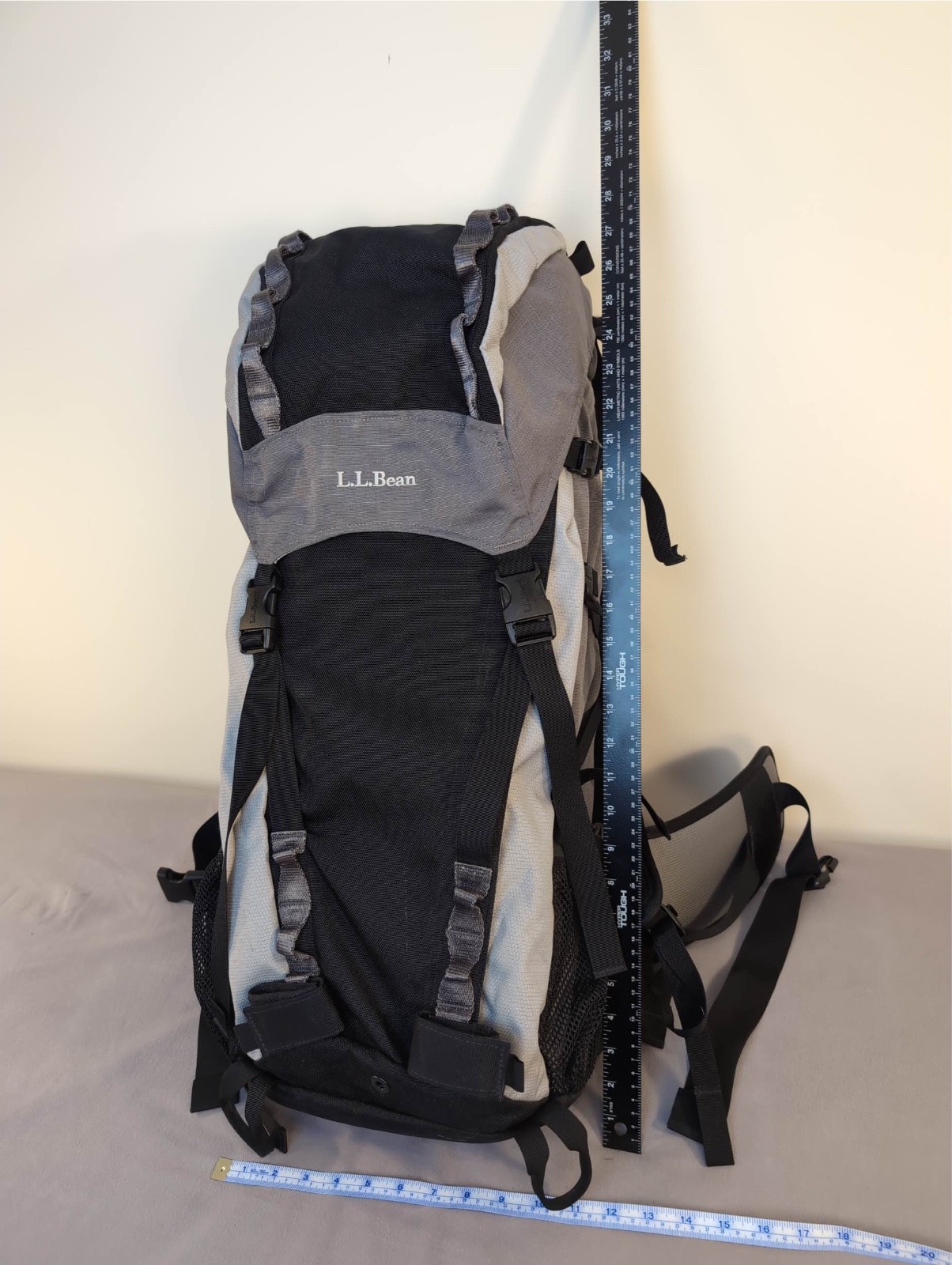 LL Bean Large Gray Black Hiking Backpack Internal Frame ~40L LLBean Excellent
