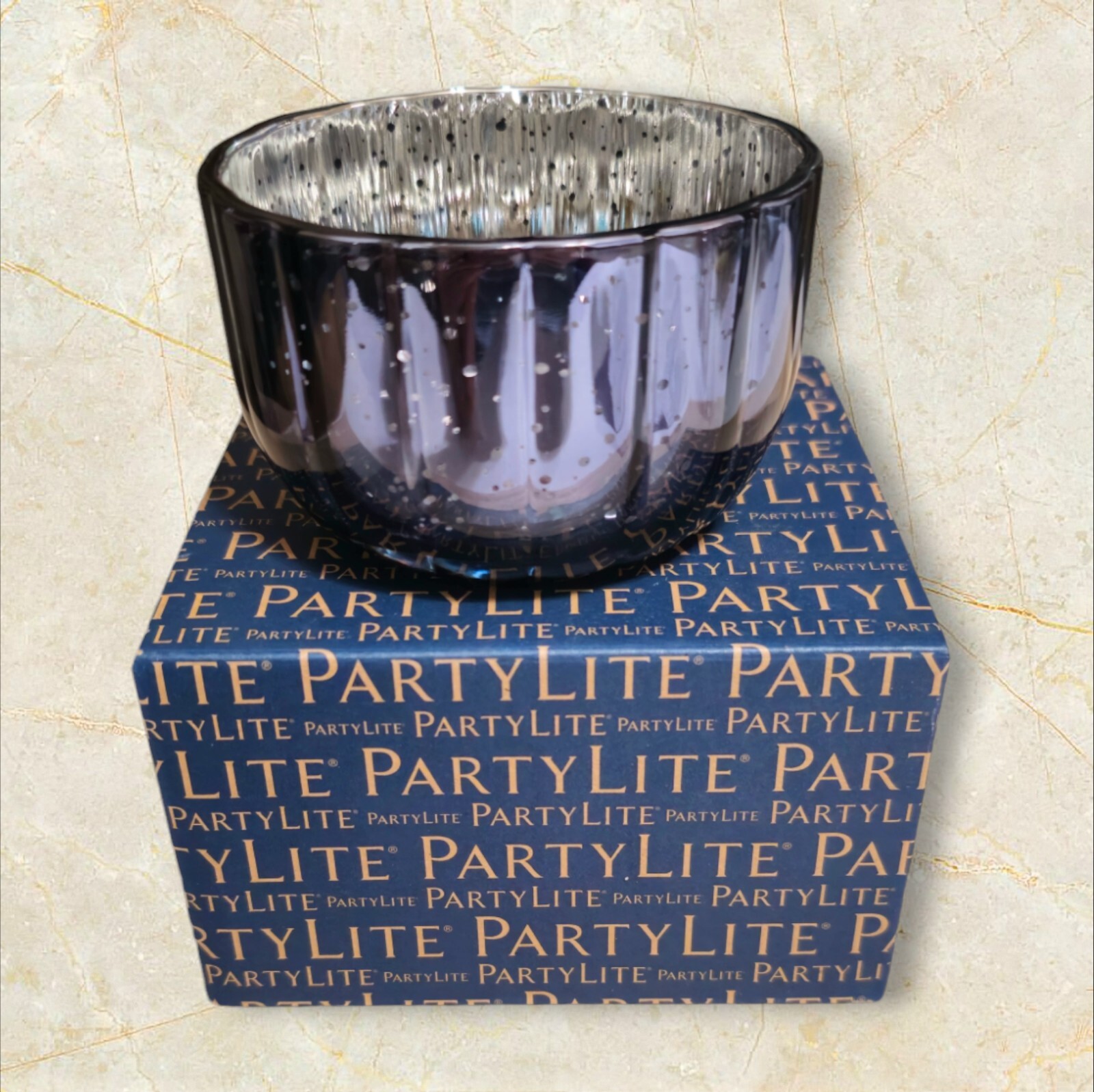 Partylite AFTER DARK LARGE TEALIGHT HOLDER #P93412 New In Box 3-1/2”w X 2-1/4” h gallery