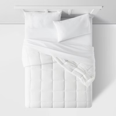 King Down Alternative Washed Microfiber Reversible Comforter White - Room gallery