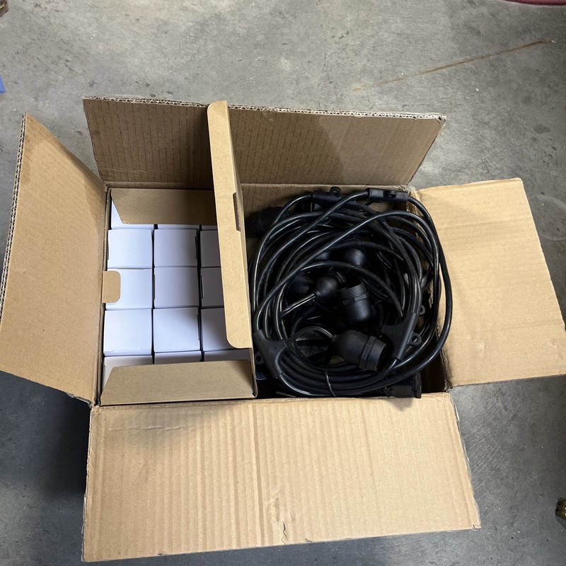 Intertek Commercial Light String Indoor/Outdoor 24 ft w/Bulbs 15 Lights NEW! gallery